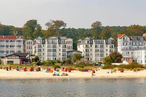 Ostseeresidenz Seeschloss Bansin - großzügige Ferienwohnungen direkt am Strand